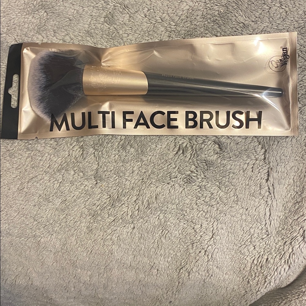Vegan Makeup Brush Set - Picture 3 of 8